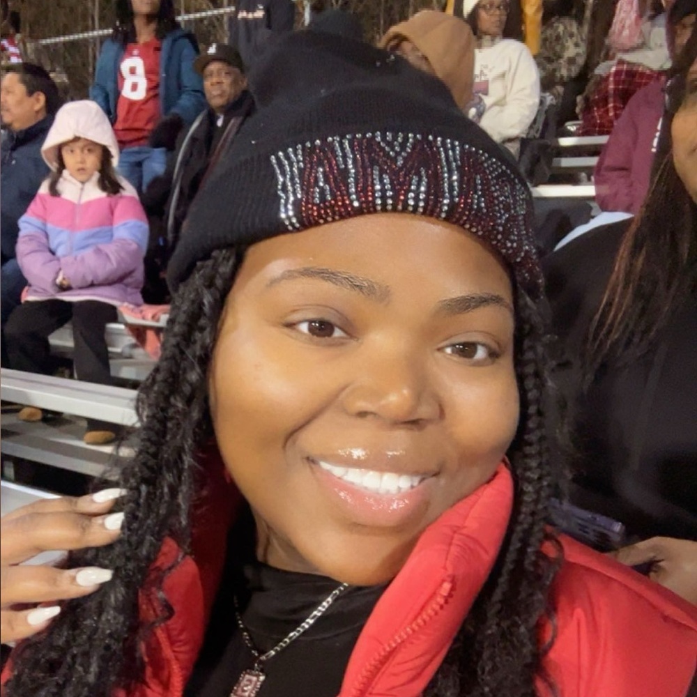 Meet your Posher, Shamiya